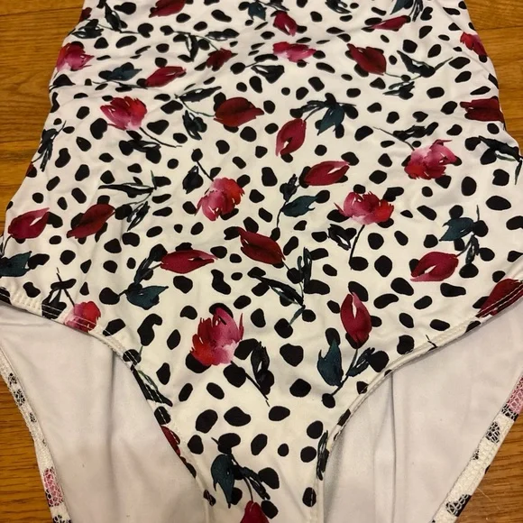 ⭐️SOLD ⭐️ - Picture 3 of 6